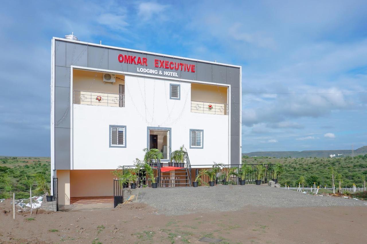 Oyo 81616 Omkar Executive Wagholi Экстерьер фото