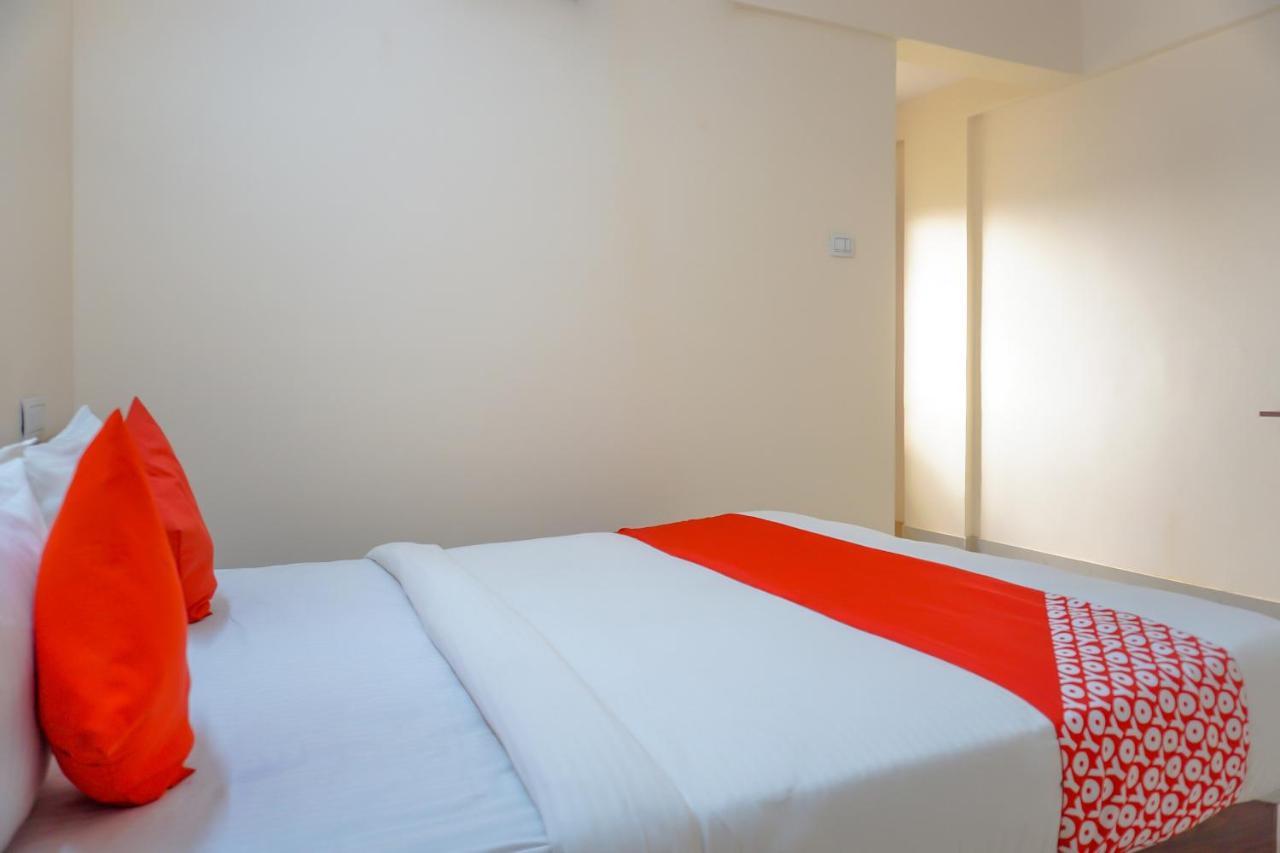 Oyo 81616 Omkar Executive Wagholi Экстерьер фото